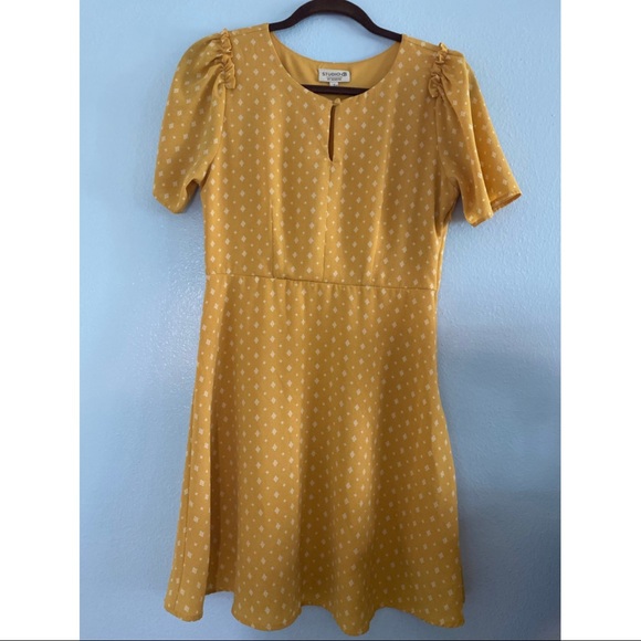 Bobeau Polka Dot Midi Dress - Picture 2 of 8